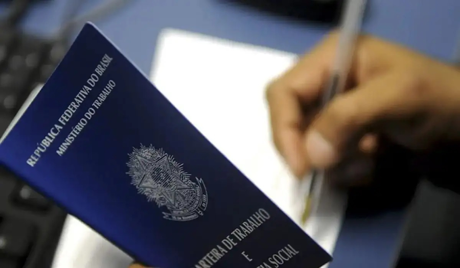 Vagas com salários de até R$ 10 mil são ofertadas em Cuiabá, Várzea Grande e Rosário Oeste