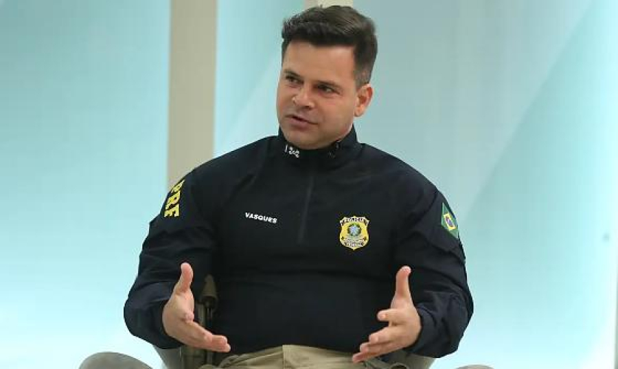 Ex-diretor da PRF é preso no Paraguai com documento falso