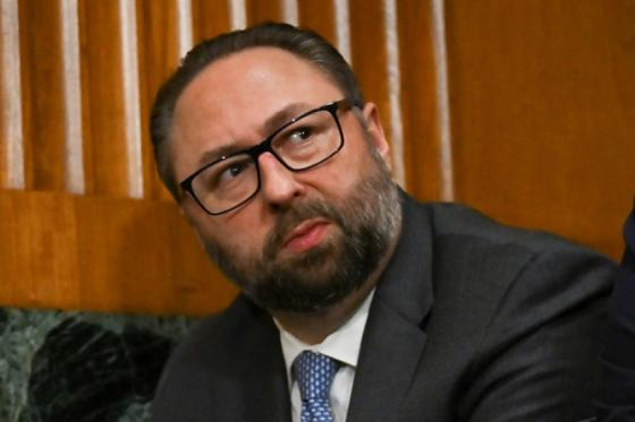 “Fuck you, Lula”: conselheiro de Trump reage a críticas do Brasil aos EUA