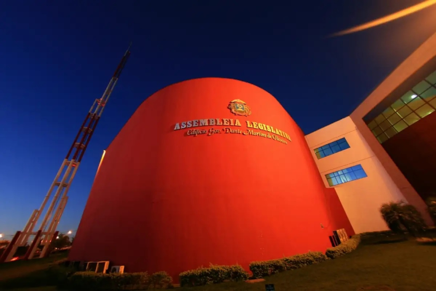 PEC reconhece dívida da RGA com servidores desde 2017 em Mato Grosso