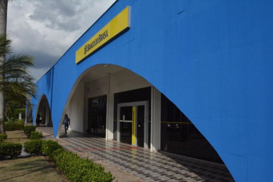 Banco do Brasil é condenado por reter todo salário de cliente em MT