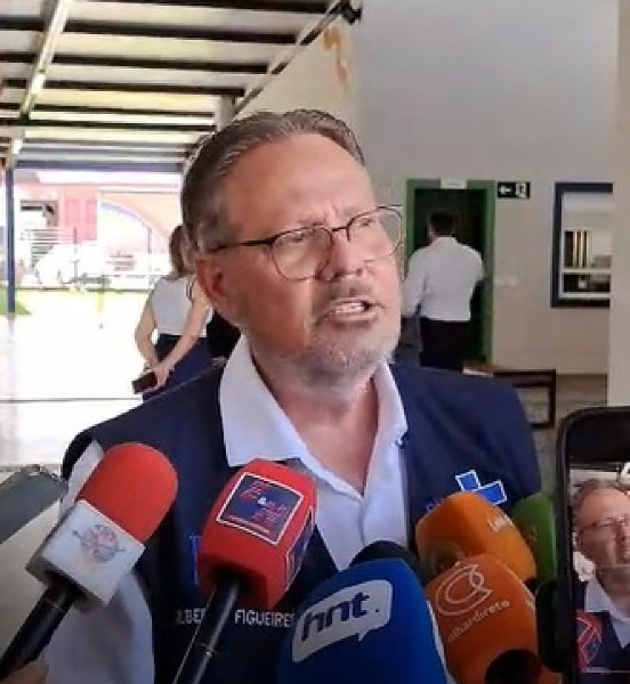 Com hospitais lotados, secretário diz que cenário da influenza é 