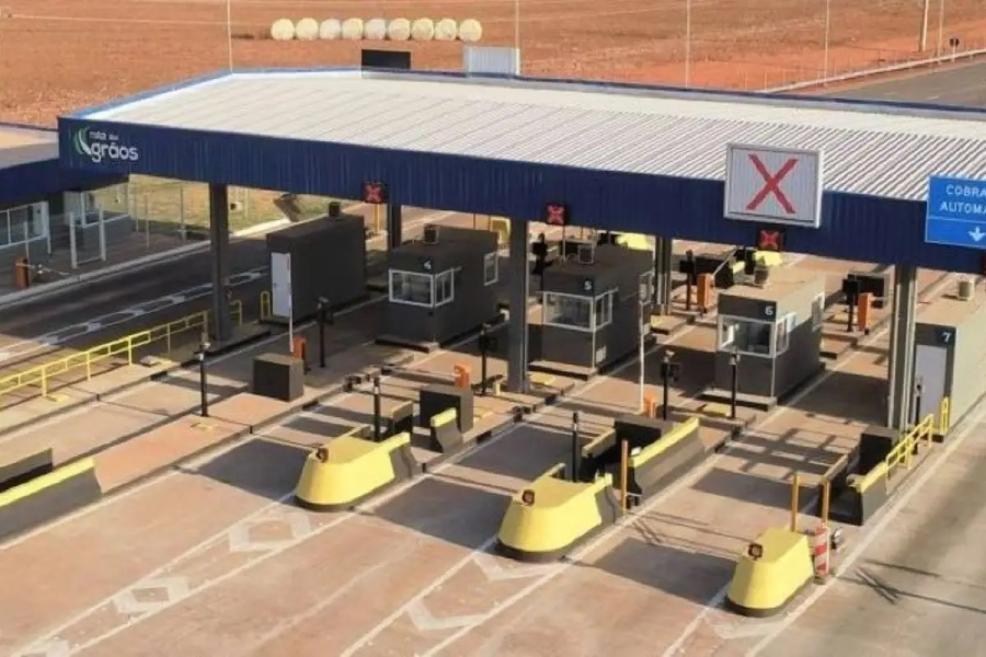 Pedágio é suspenso após denúncia de estrada com buracos