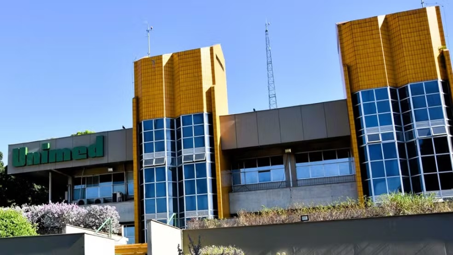 Unimed Cuiabá é obrigada a fornecer remédios a idosa leucêmica
