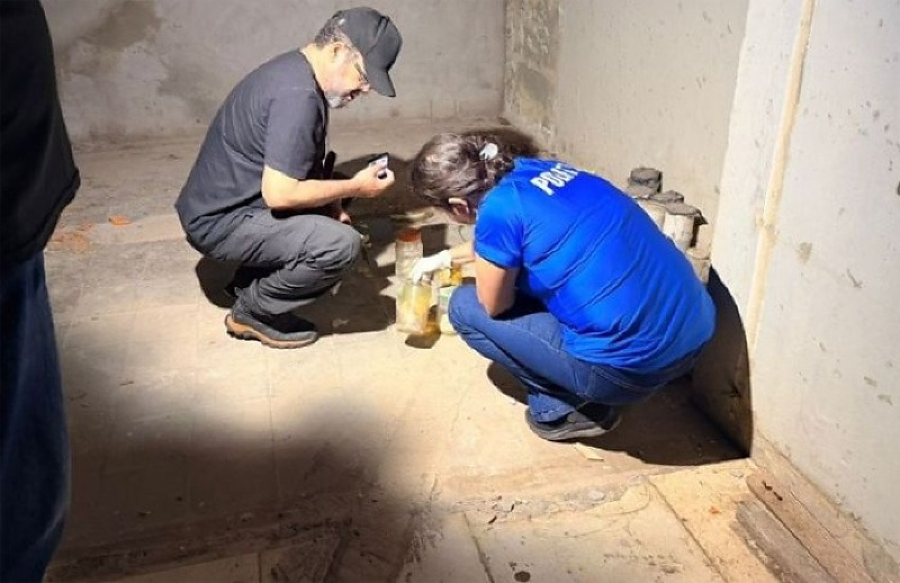 Feto encontrado expõe abandono da antiga Escola Nilo Póvoas