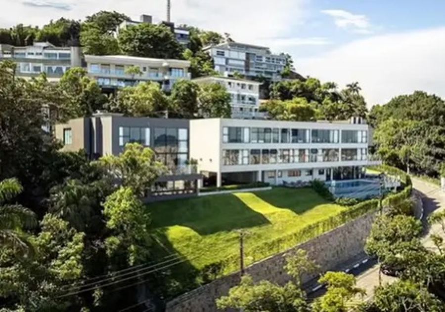 Neymar comprou mansão em Santos sem visitar e via Pix, conta ex-dono