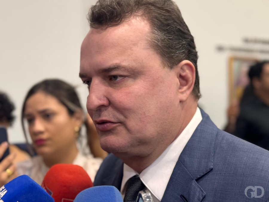 Max diz que Abilio cria cortina de fumaça e que gestor tem que cuidar da Capital; ‘no final a conta chega’