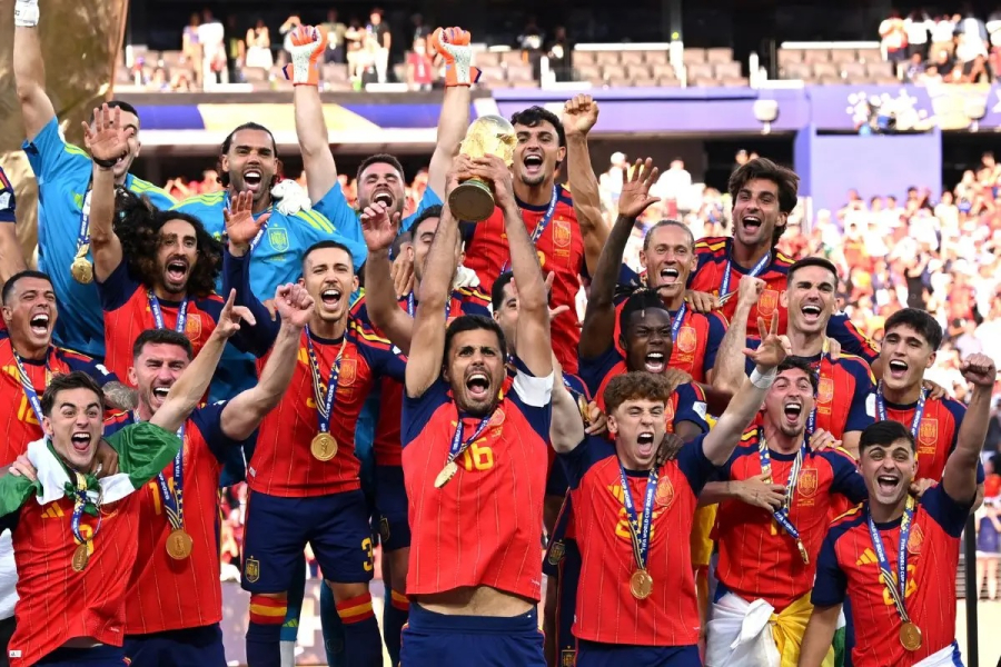 Espanha campeã da Copa leva prêmio de R$ 263 milhões; veja quanto o Brasil e outras seleções ganharam
