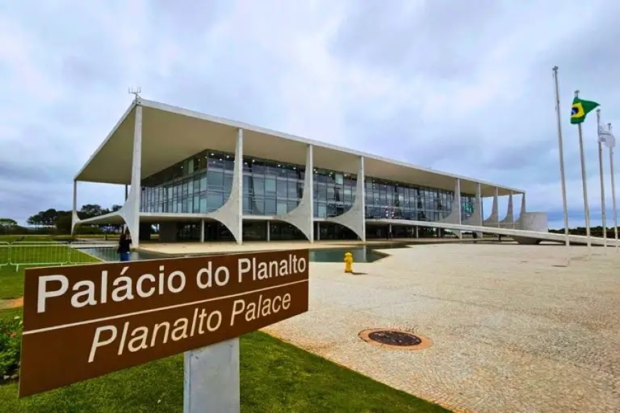 Quanto ganha e o que faz presidente, senador, deputado federal e estadual e governador de MT? O Primeira Página explica funções e salários