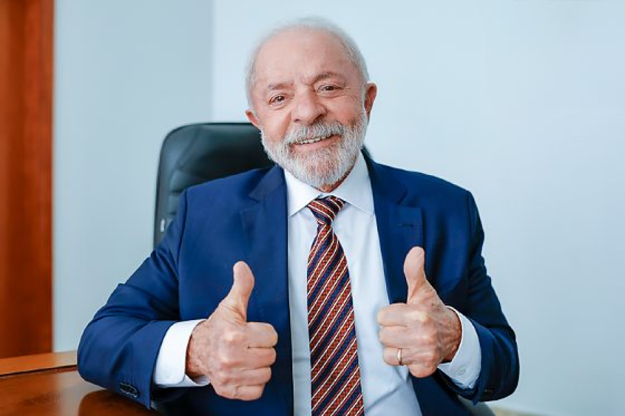 Saiba quanto ganham presidente, deputados, senadores e ministros do STF