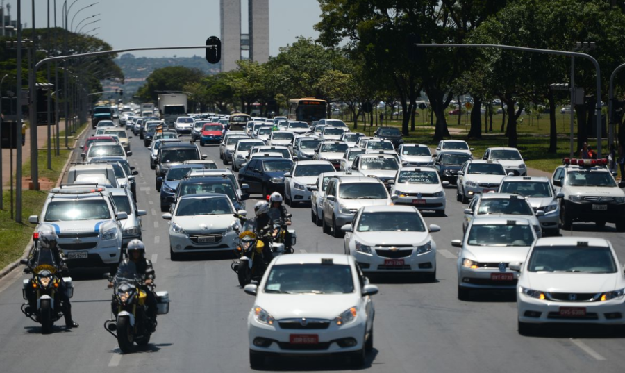 Crédito para carros de aplicativo tem teto elevado para 200 mil; novas configurações