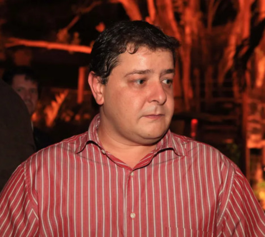 PF investiga operador financeiro de amiga de Lulinha para saques e pagamentos em dinheiro vivo