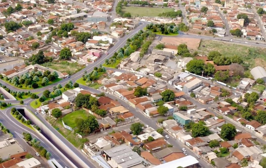 Av. Miguel Sutil tem duas pistas liberadas na região do Jardim Leblon