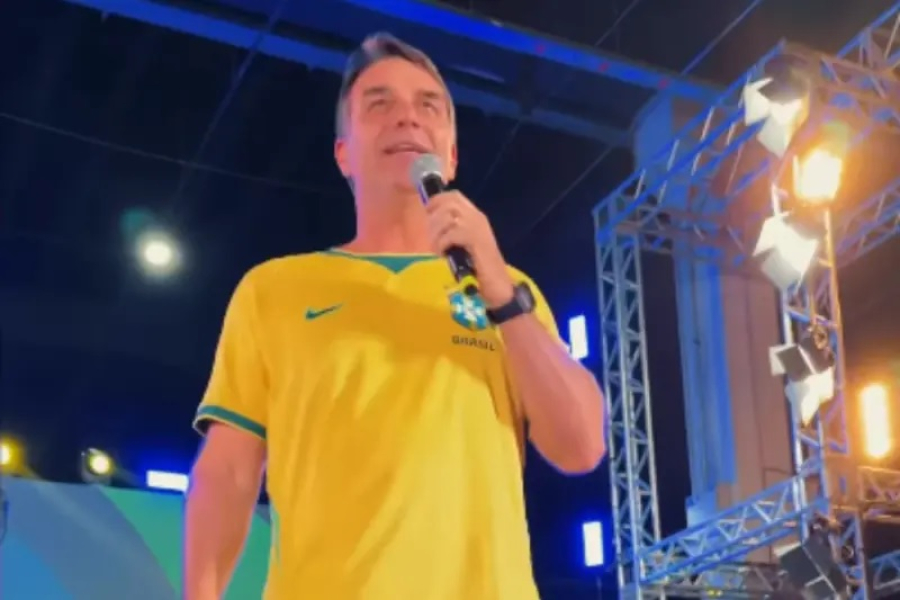 Flávio: Lula colocou tropa de choque para defender Alexandre de Moraes